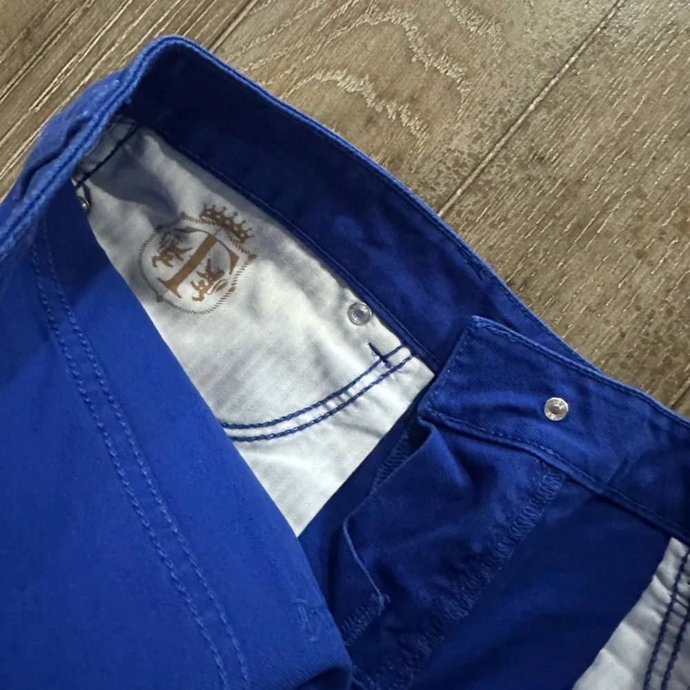 Talbots Signature Slim Crop Vibrant Blue Jeans - Picture 6 of 12